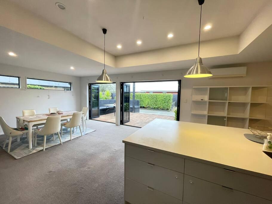 Spacious 4 Bed Family Home Christchurch Esterno foto